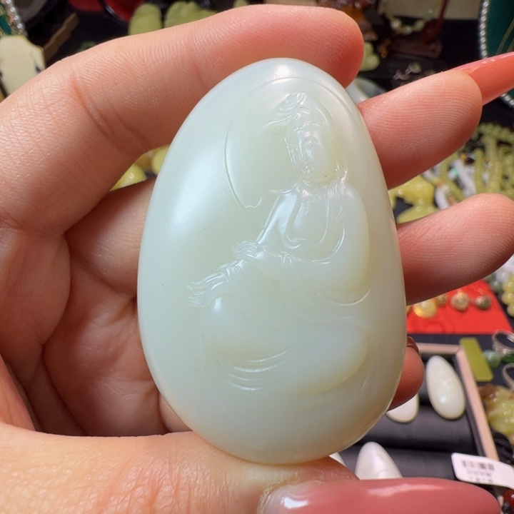 和田玉（白玉）颈饰未镶嵌米达吊坠51克