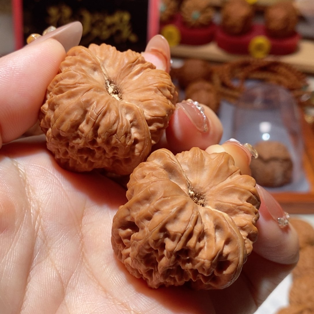 文玩核桃把件40尺全品平谷凹底