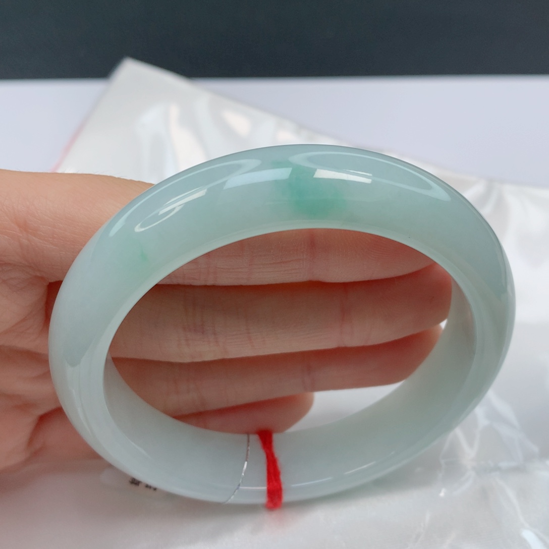 翡翠手镯未镶嵌58.5正圈