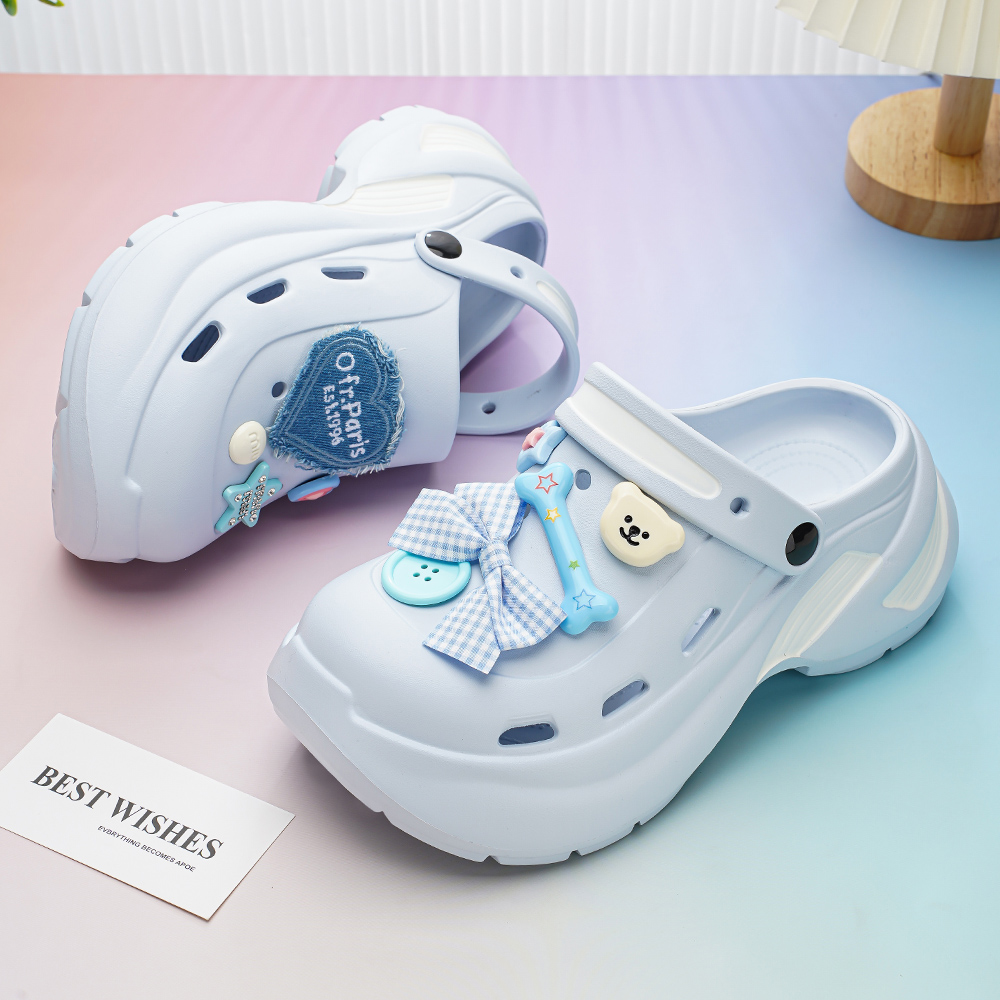 洞洞鞋女款2025新款厚底外穿防滑超火沙滩鞋增高不累脚流行包头拖