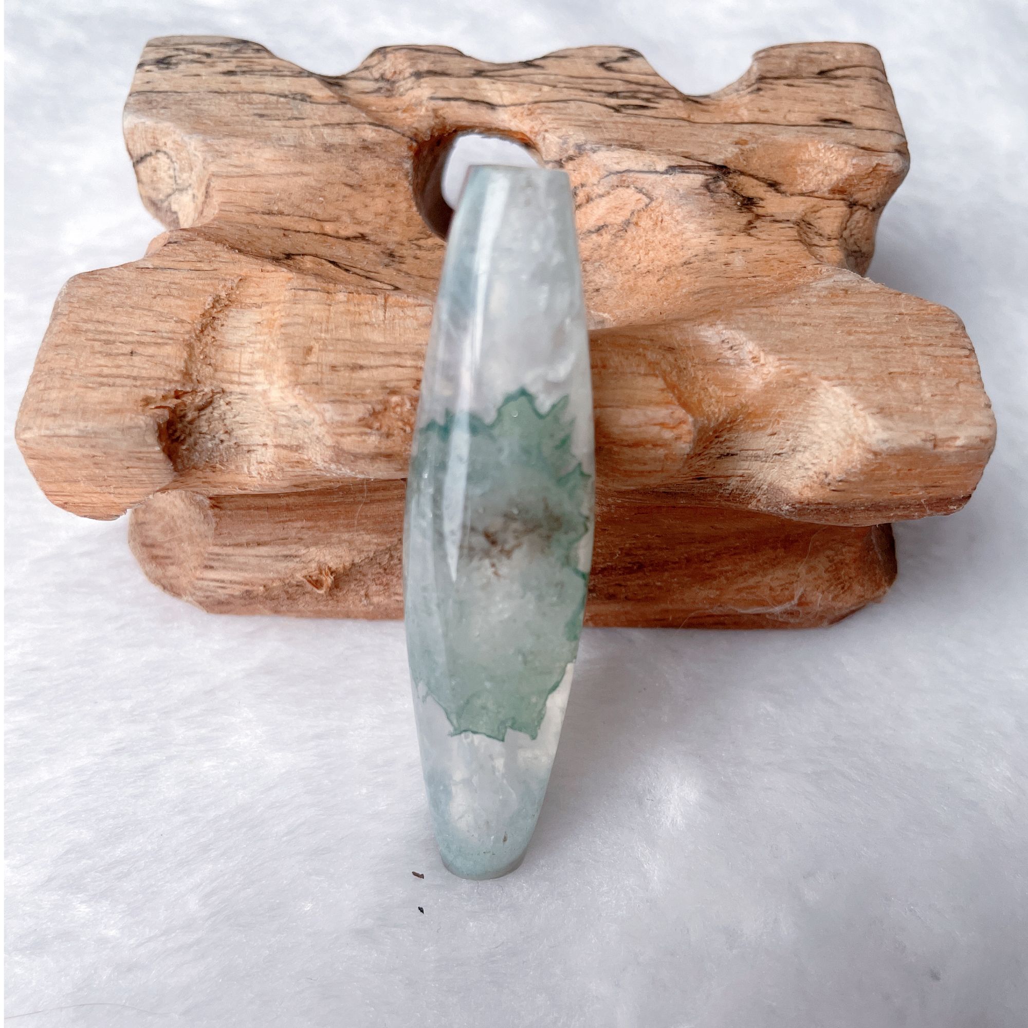 天然草花玛瑙锁骨珠吊坠