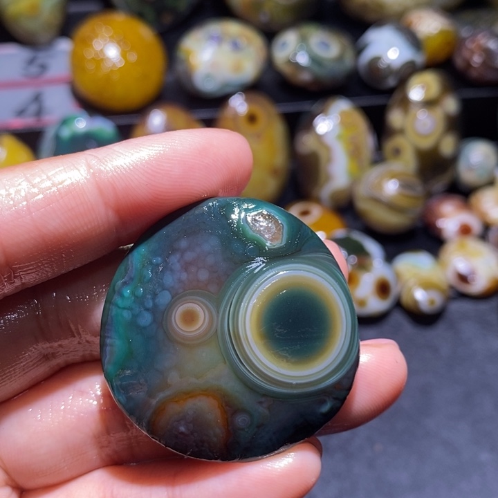 玛瑙/玉髓未镶嵌珠宝半成品43