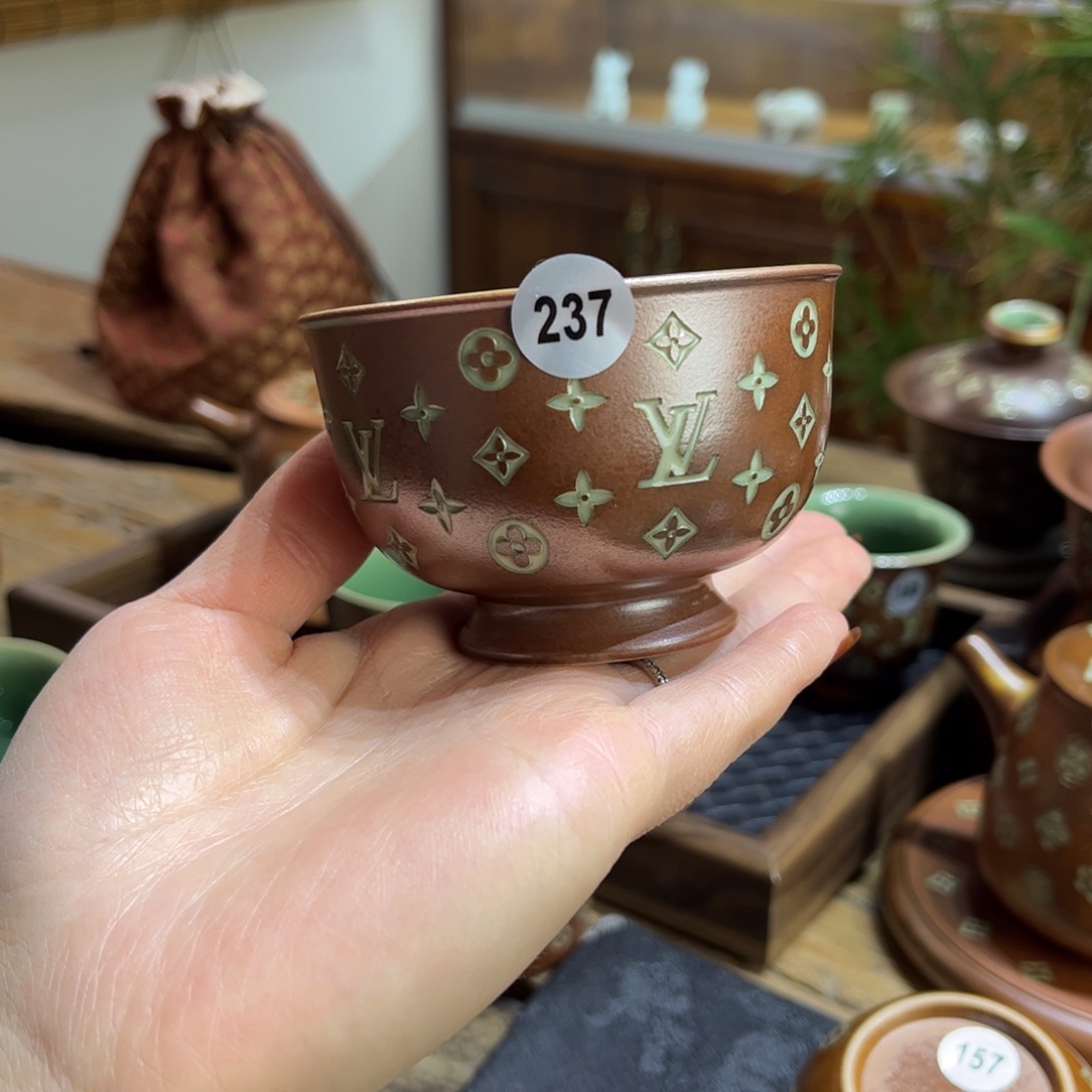 梅***草木灰老花手工杯