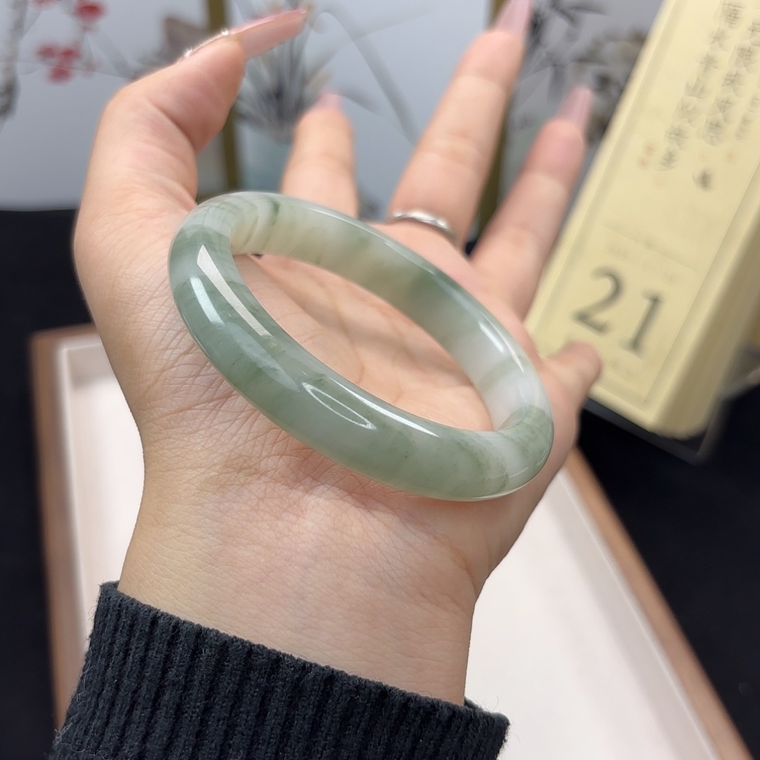 石英质玉手镯未镶嵌S***N