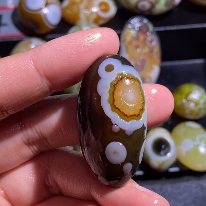 玛瑙/玉髓珠宝奇石未镶嵌