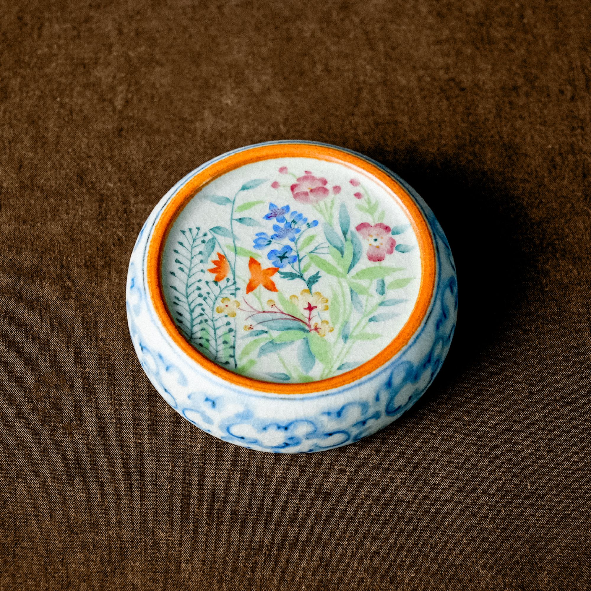 【朴云堂】百花盖置   直径7.6cm高2.2cm（朴盖置0034）