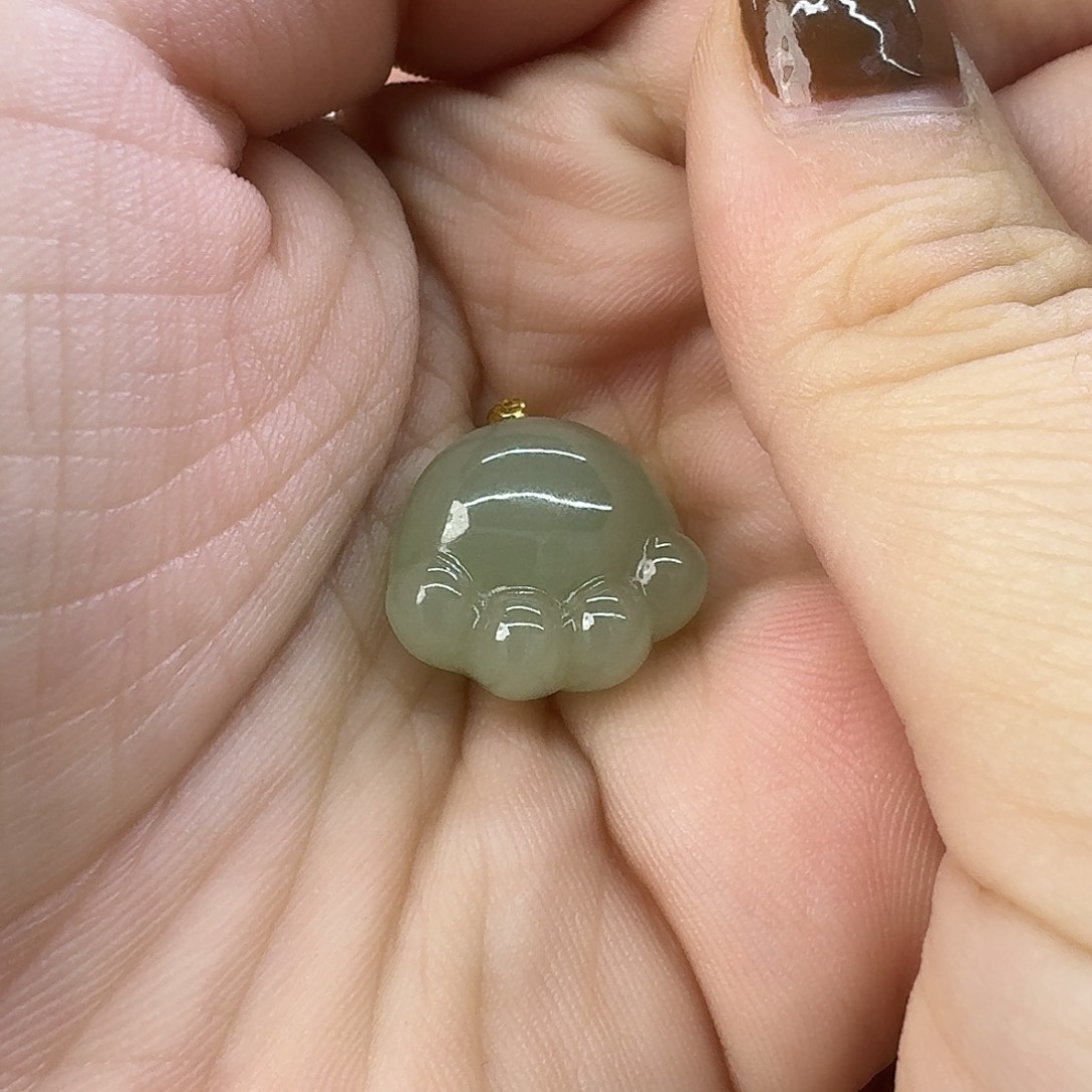 颈饰18K金镶嵌和田玉小*米