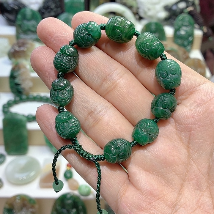 独山玉未镶嵌手串
