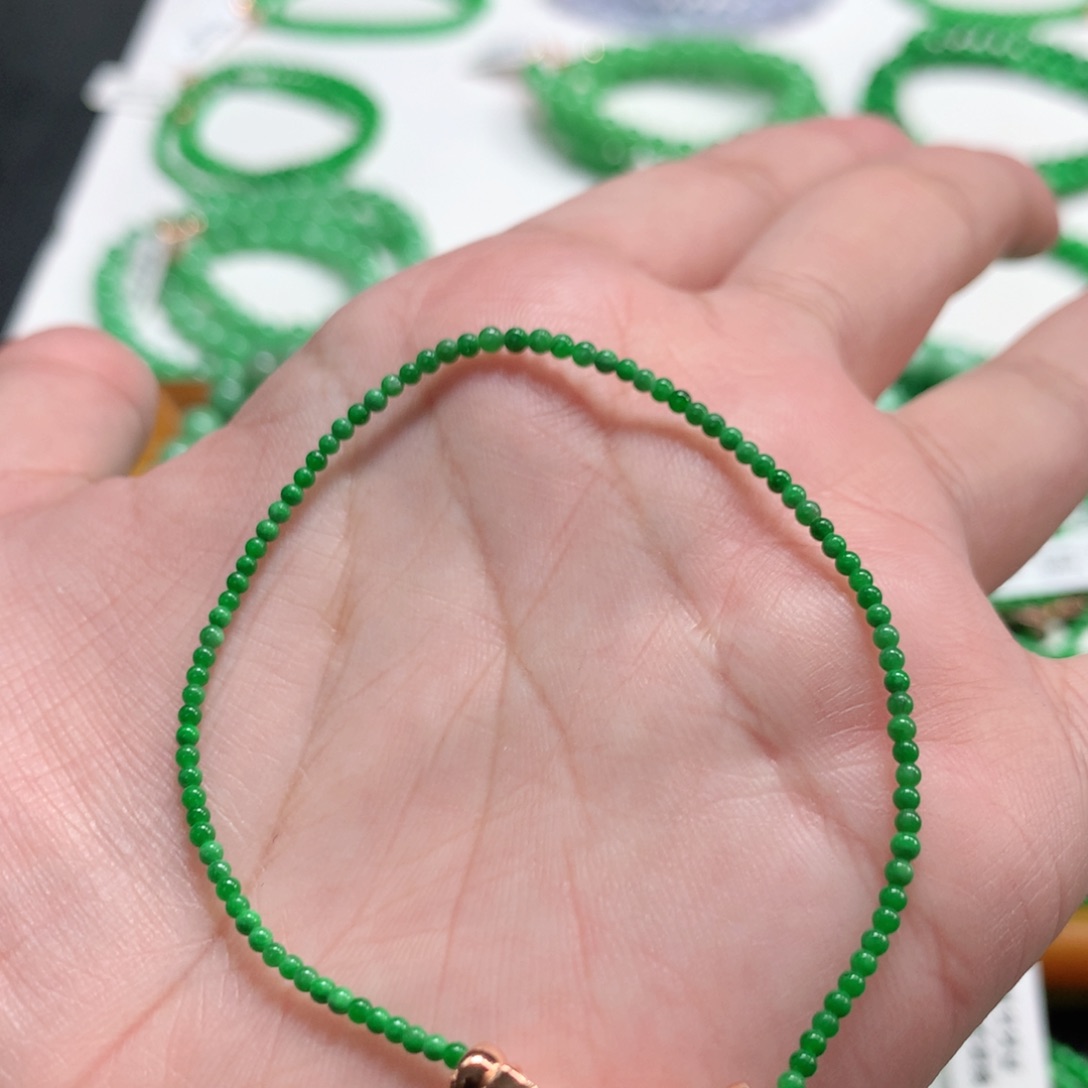翡翠未镶嵌手链翡翠