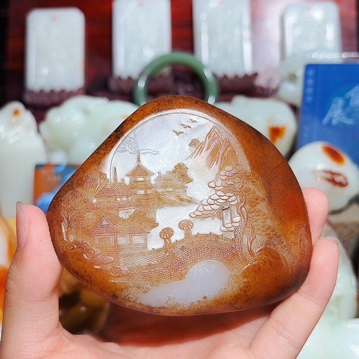 和田玉未镶嵌把件