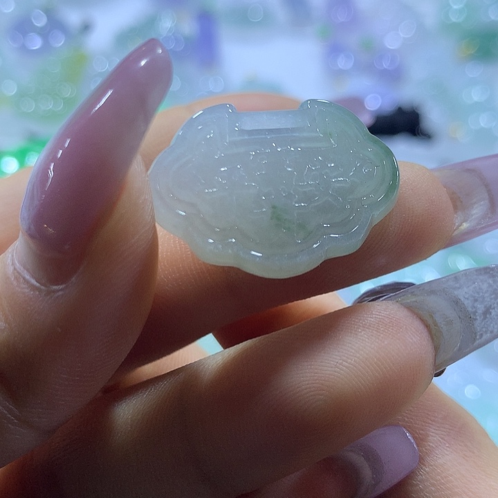 翡翠未镶嵌颈饰天然翡翠A货吊坠