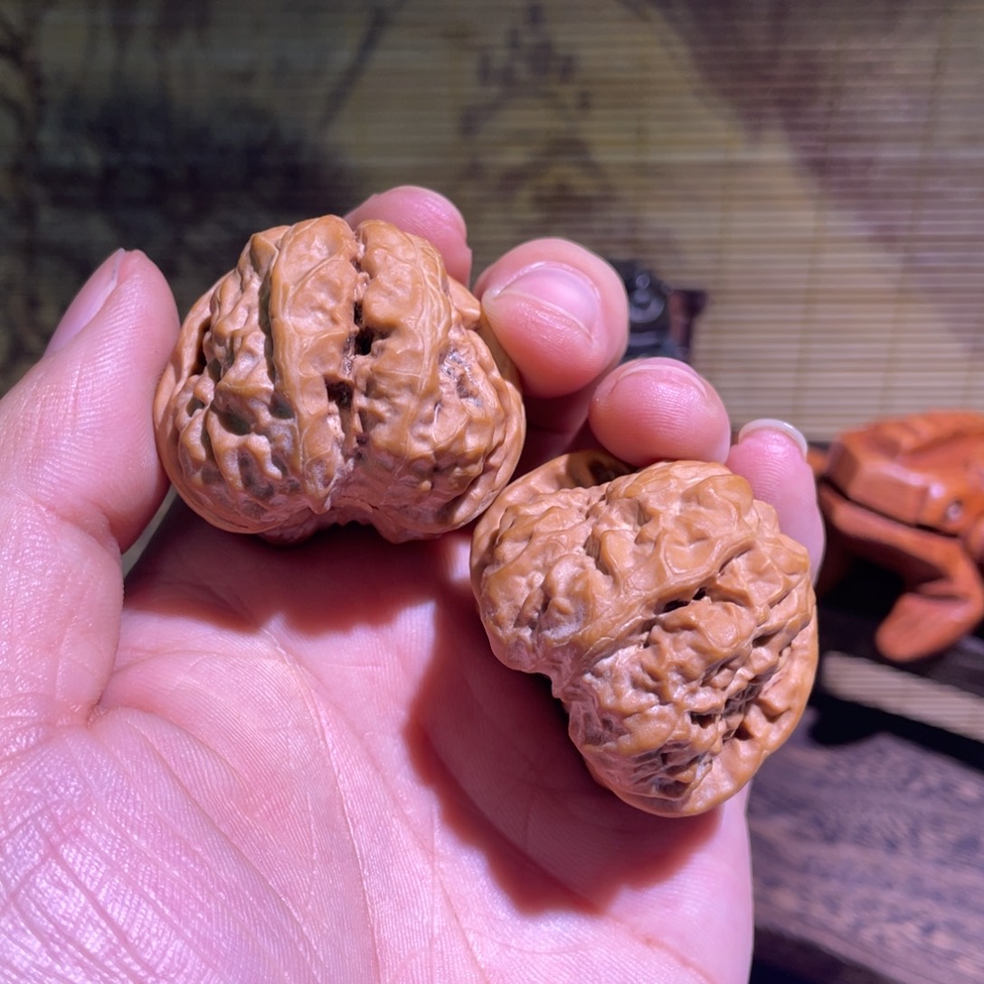 双***墩文玩核桃吊坠蛤蟆