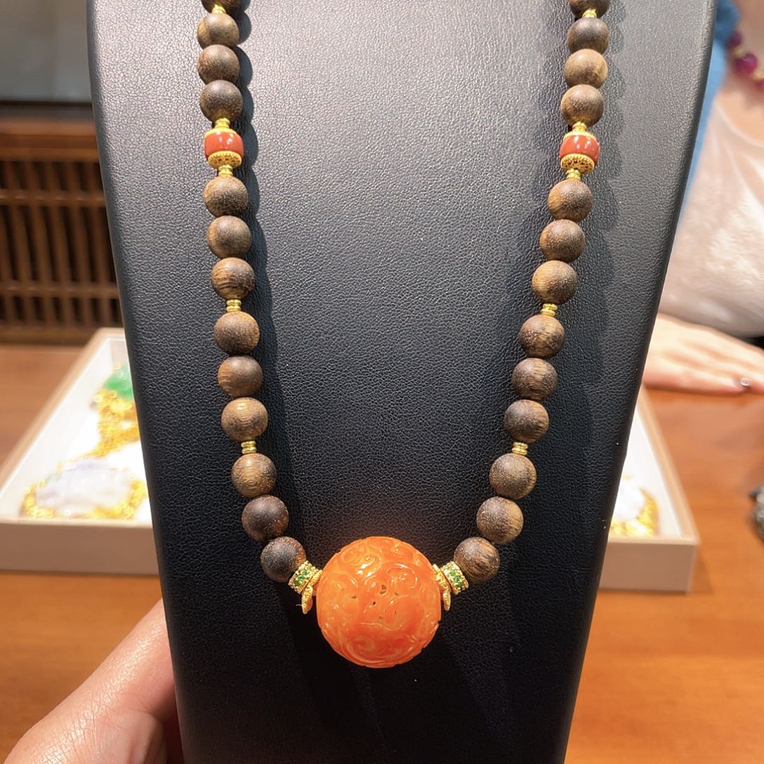 锦纶铁合金吊坠项链