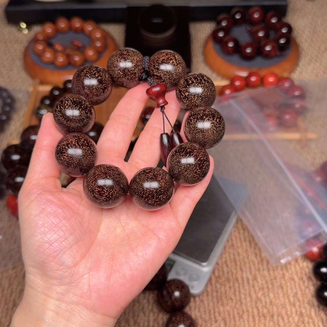 2***天檀香紫檀（小叶紫檀）2.5