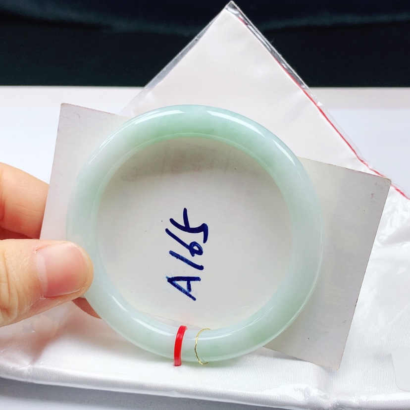 【闪购商品】翡翠手镯未镶嵌53➕圈口