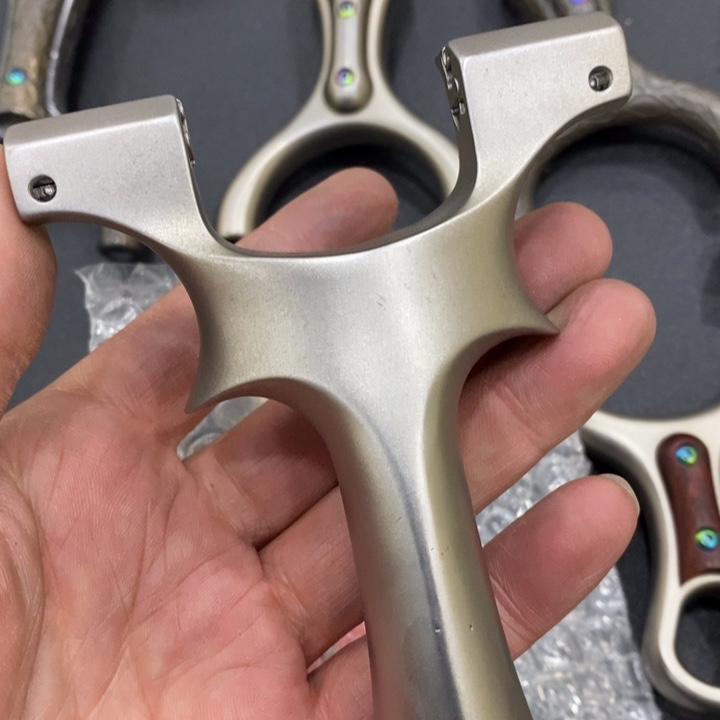 鱼***水00701号瑕疵蝙蝠刻老虎发货