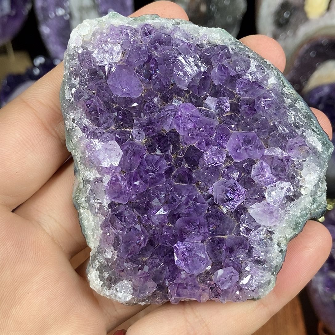 未镶嵌大型摆件（非配饰）紫晶