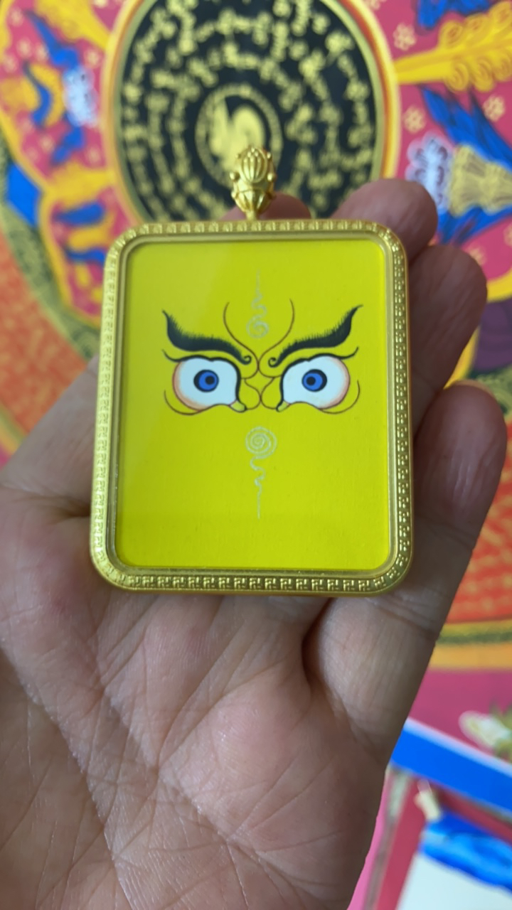 配脖挂绳锦盒包装可随身佩戴