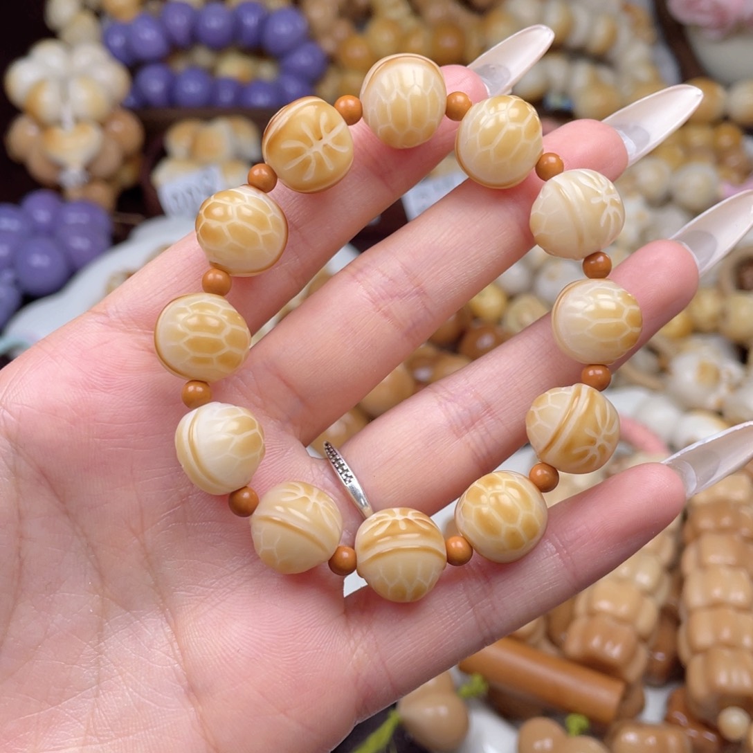 吊坠白玉菩提成品c