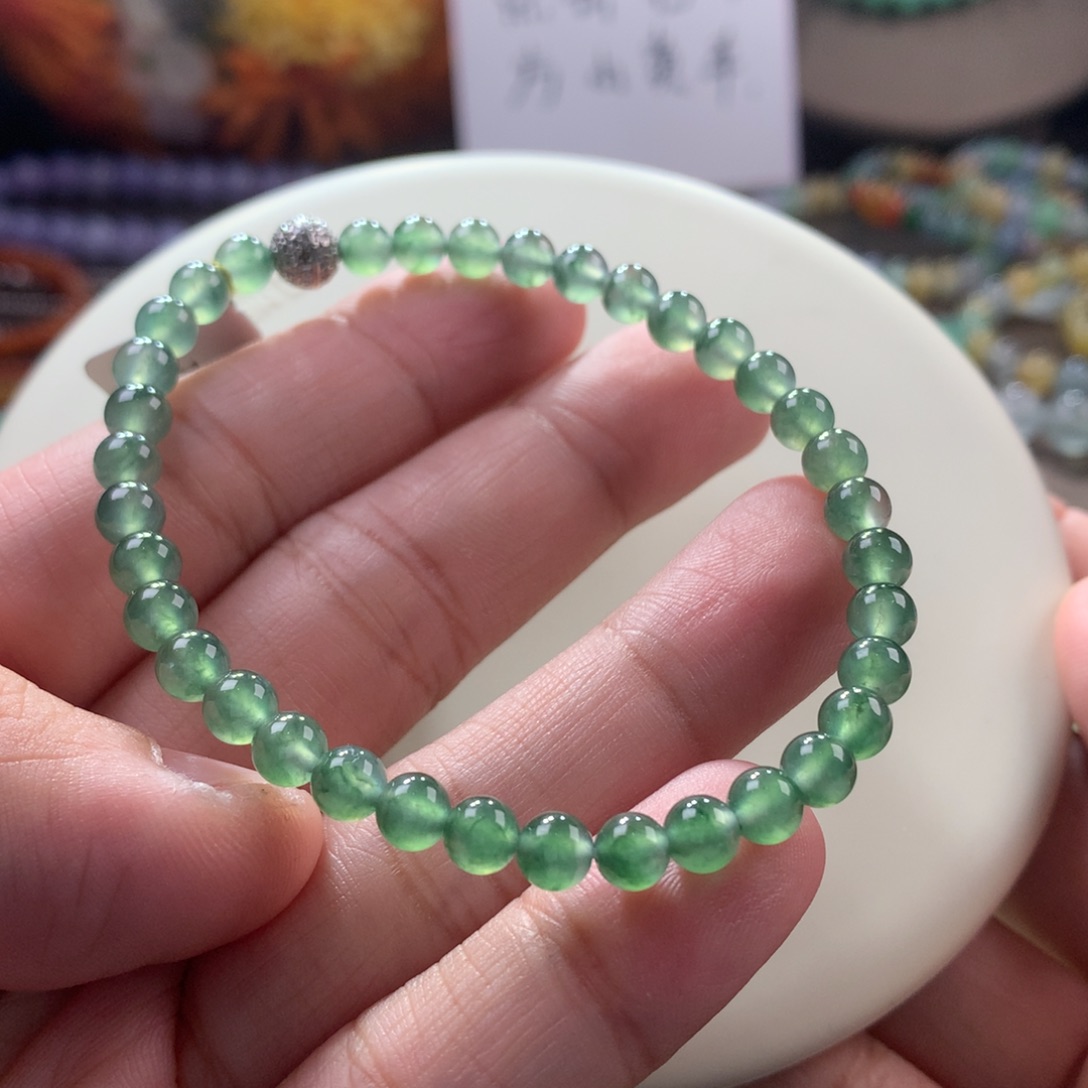 翡翠手链未镶嵌冰种竹青绿飘花手串 卡5