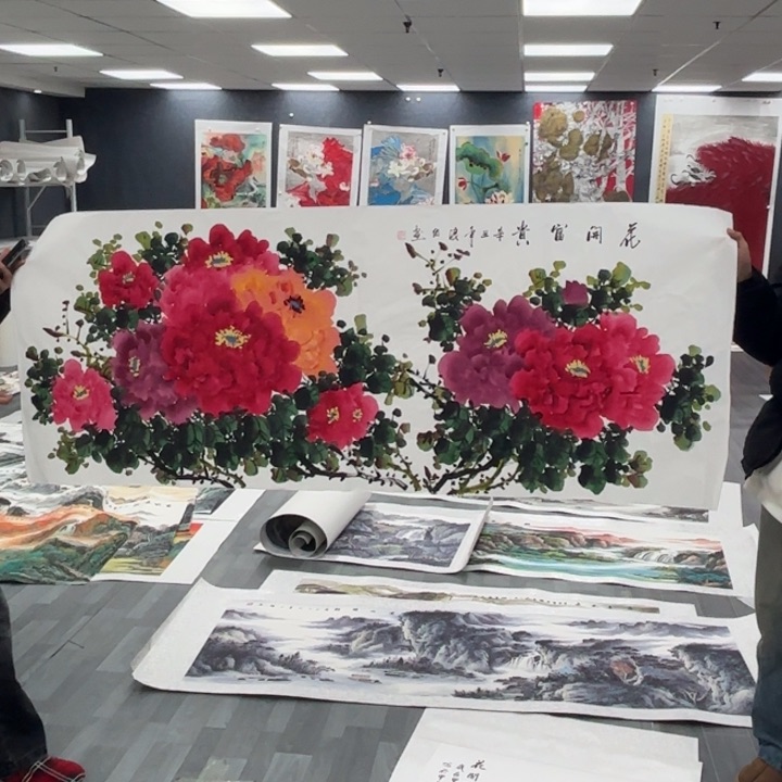 字画等多种形式的艺术作品和