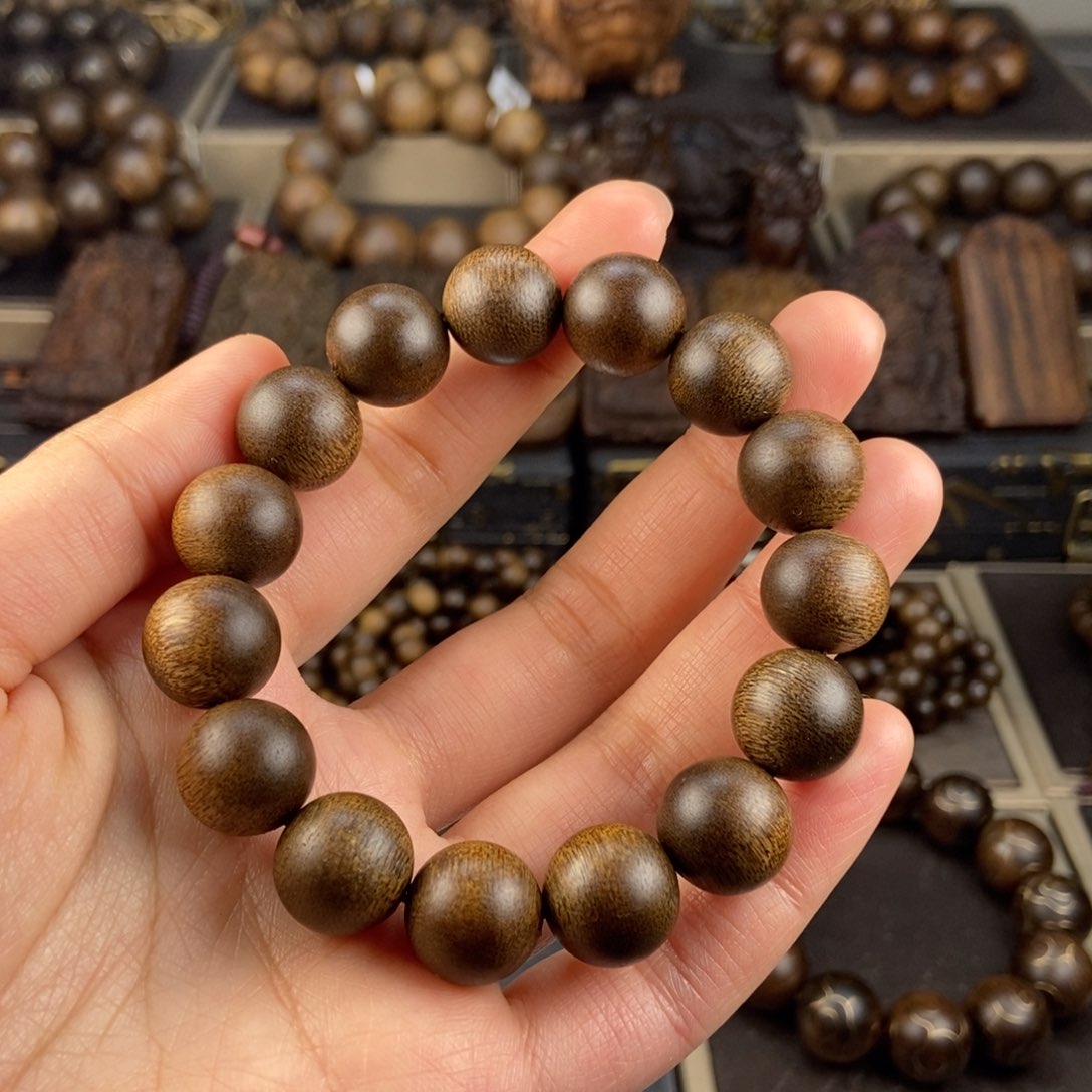 沉香手串重**入越南芽庄白棋楠