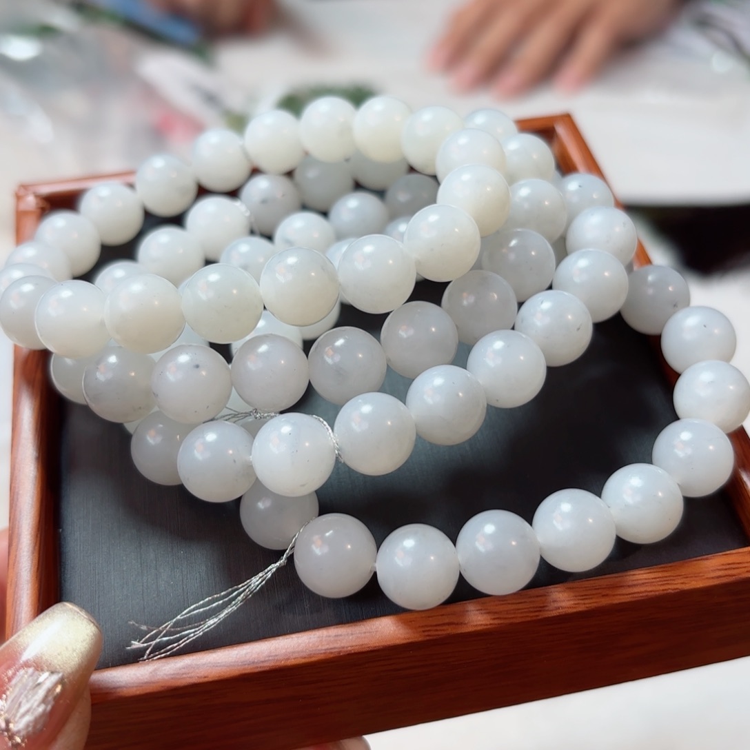 和田玉手链拍一发一多样性未镶嵌