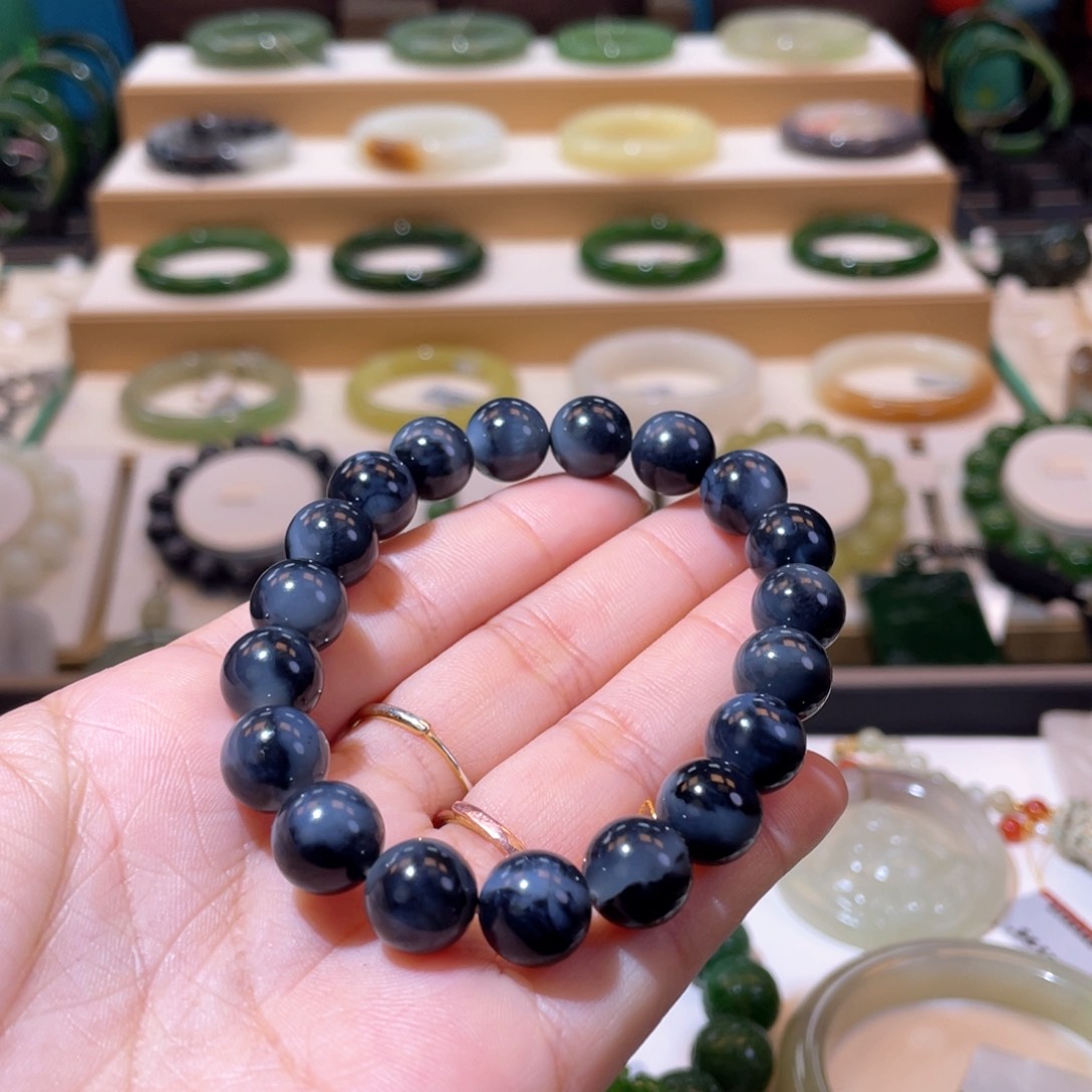和田玉高品青花手串未镶嵌