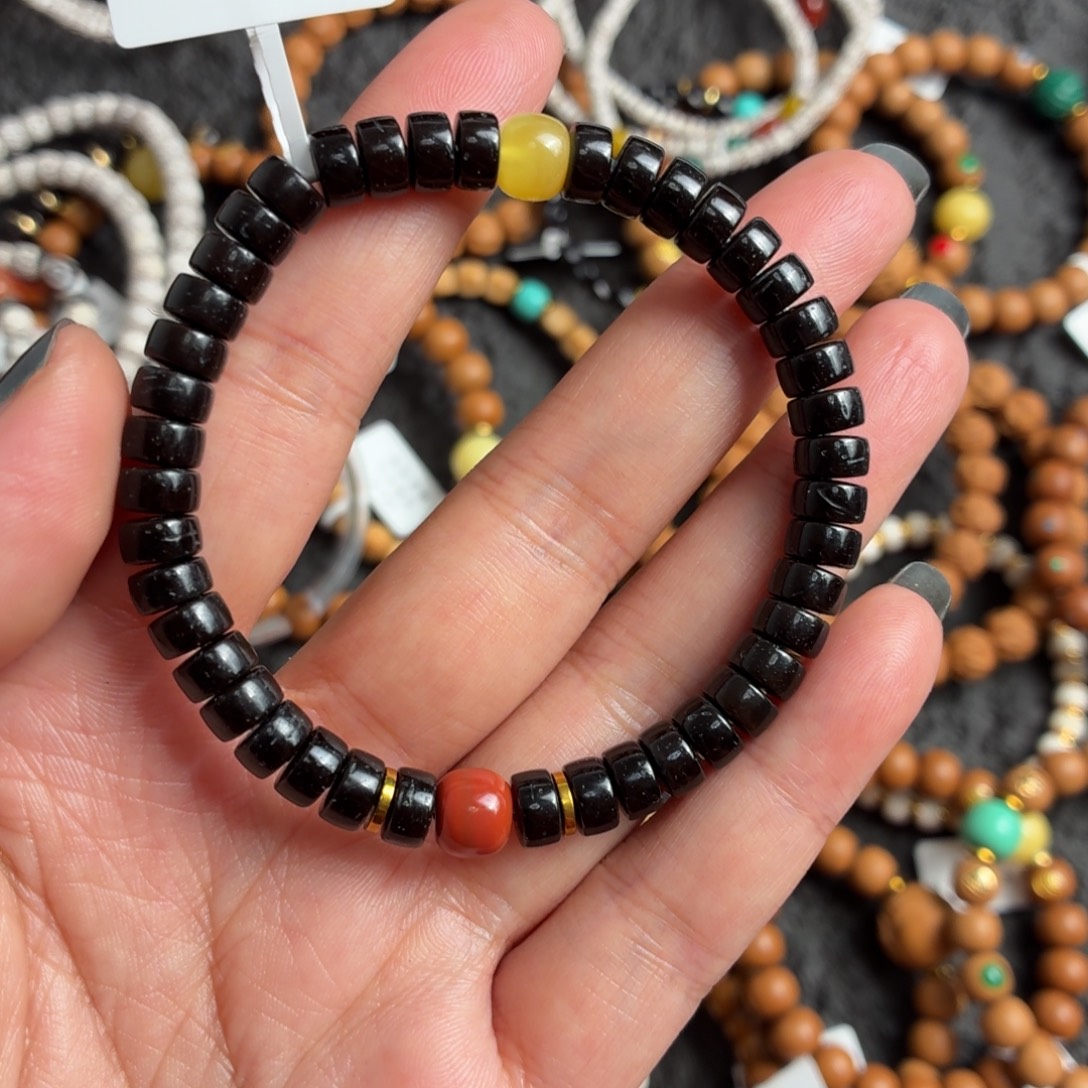 S***y猴头核桃吊坠猴头手串