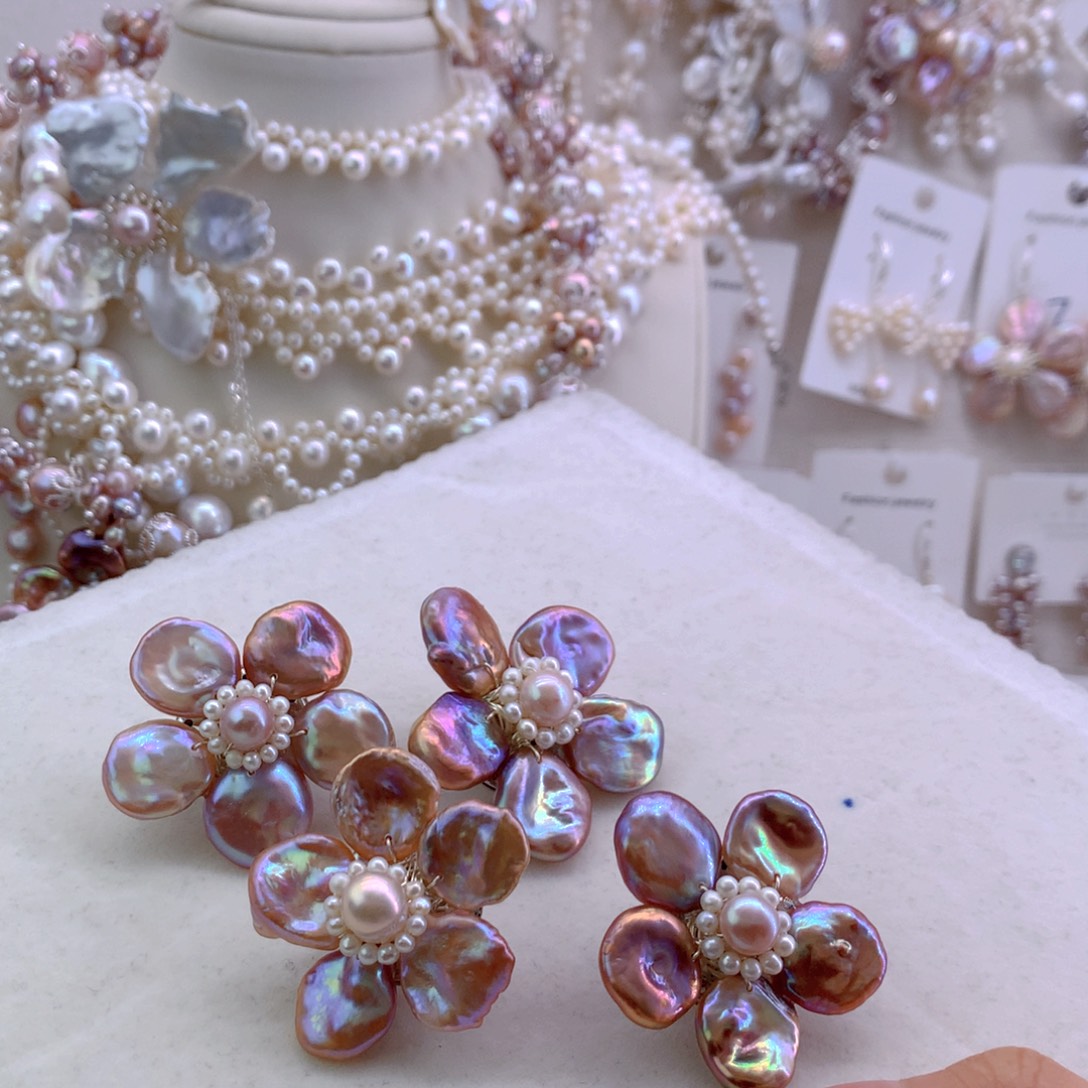 未镶嵌淡水珍珠胸针一个