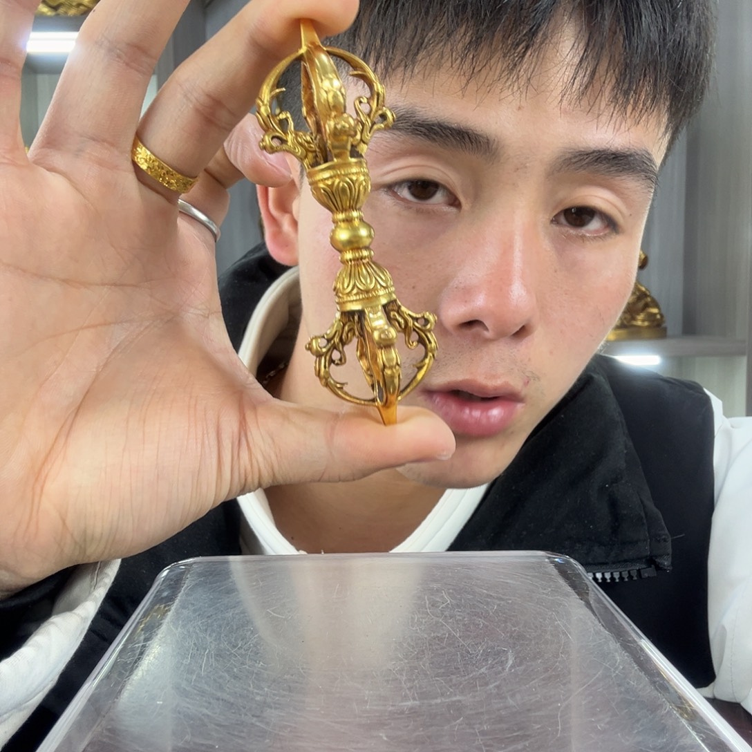 仓***员的造型和造型都是由两