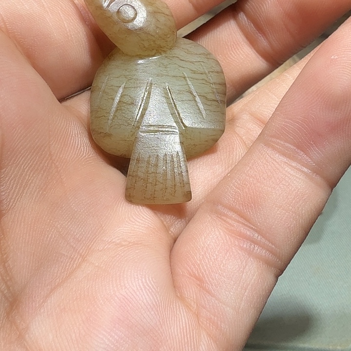 叶***公和田玉（糖玉）未镶嵌颈饰