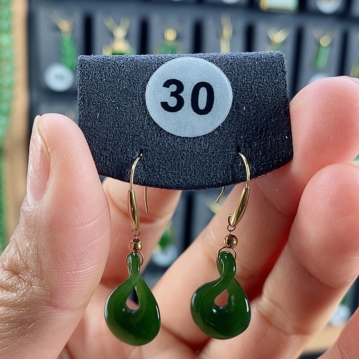 和田玉耳饰18K金镶嵌