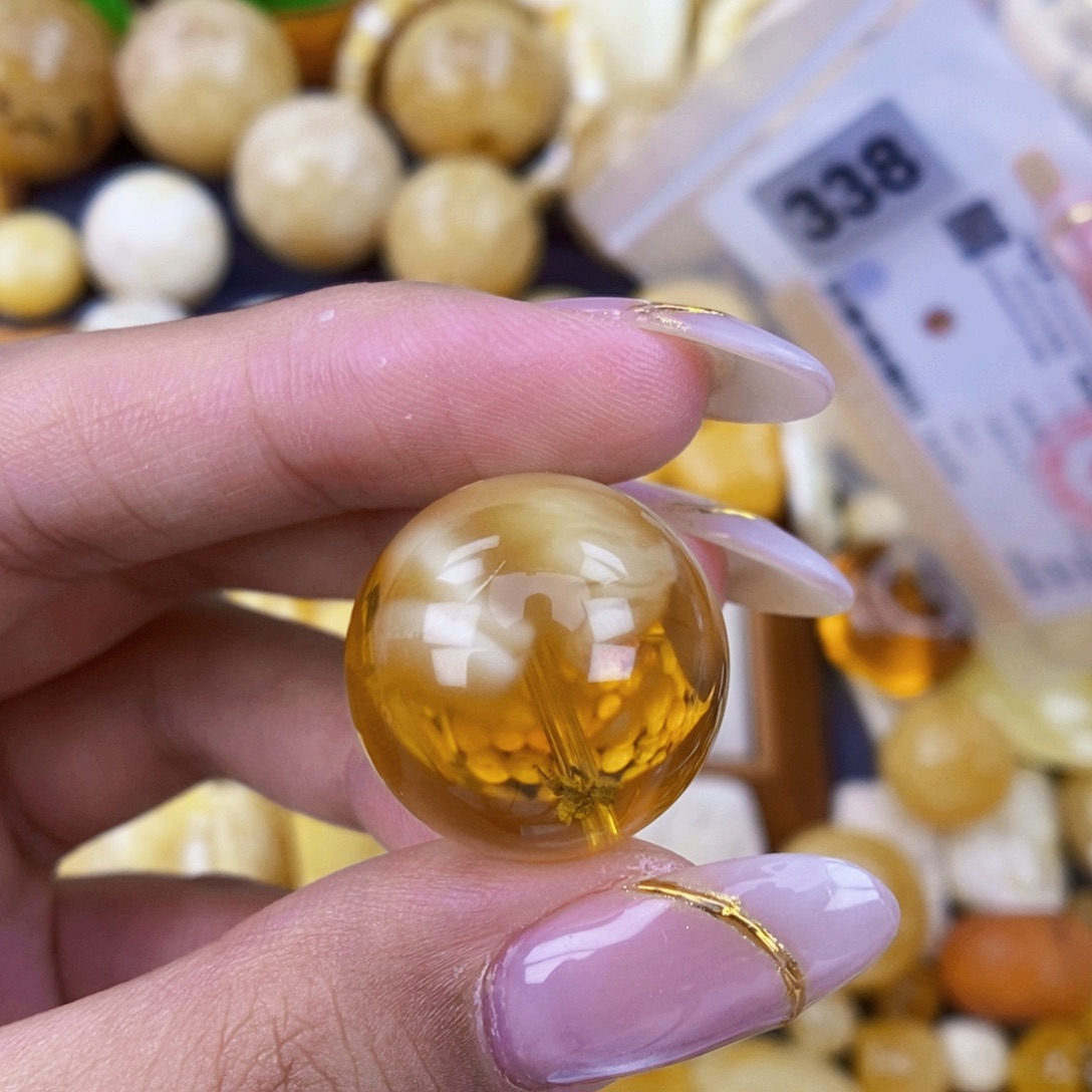 未镶嵌琥珀珠宝奇石21.4 粉