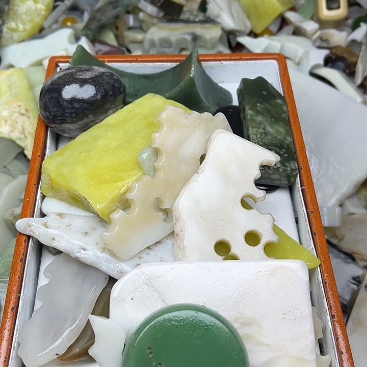 未镶嵌手链和田玉笑**论