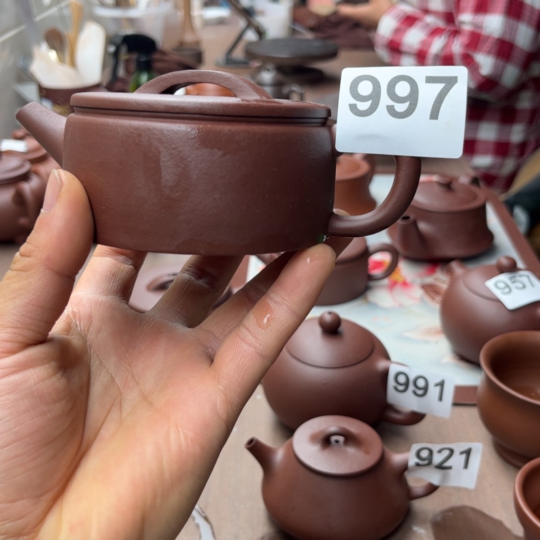 紫砂茶壶紫泥汉瓦160左右瑕疵