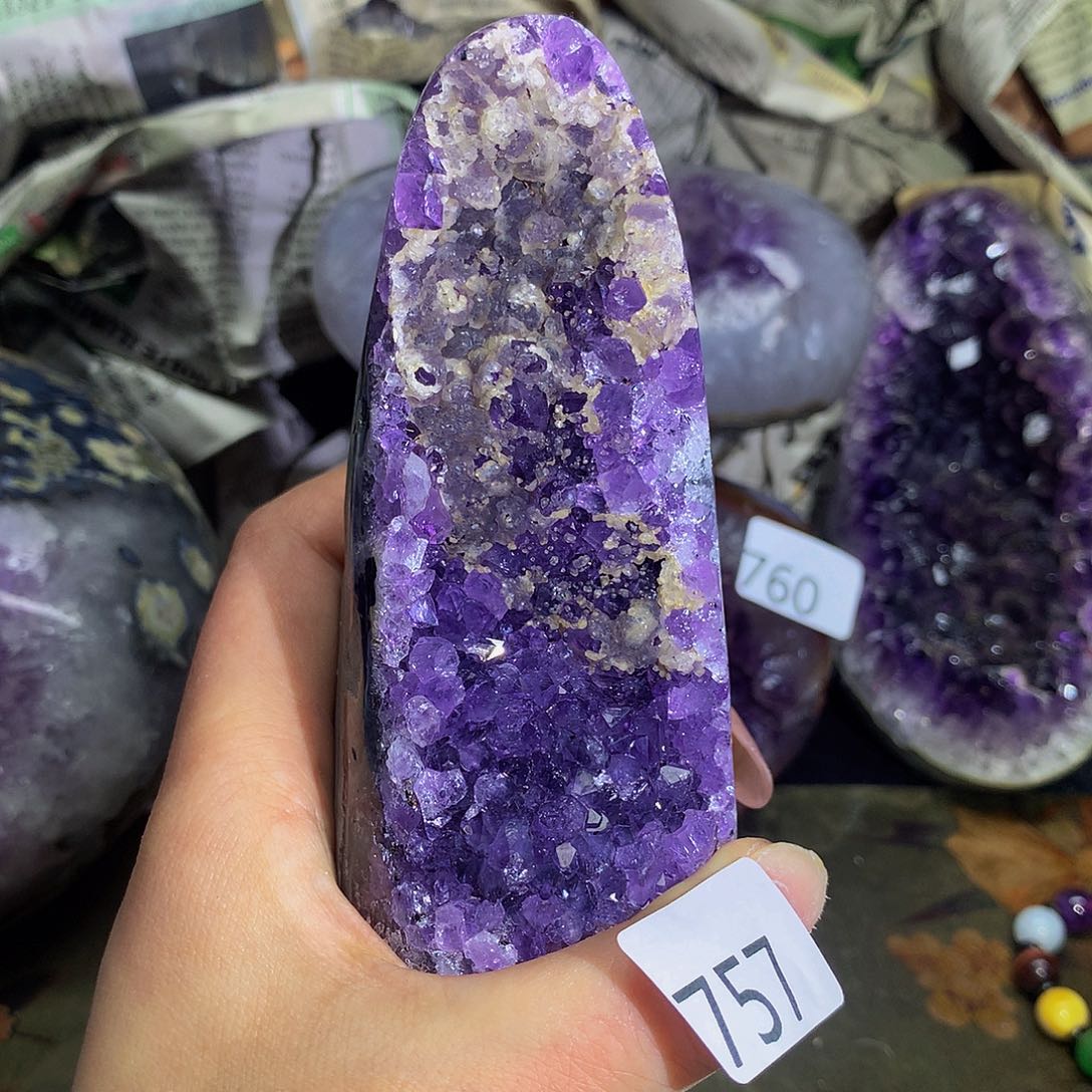 紫晶大型摆件（非配饰）未镶嵌