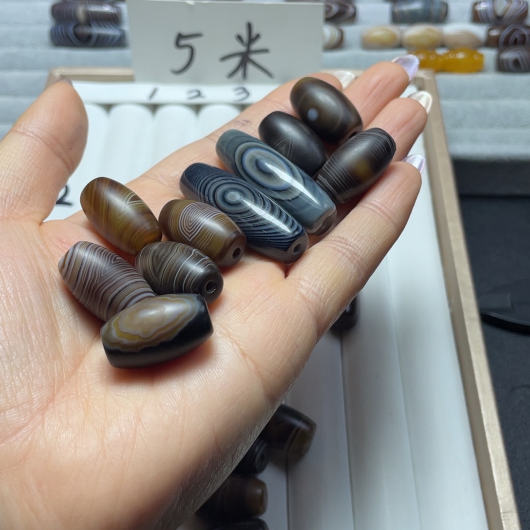 旺***仔玛瑙/玉髓合金珠宝奇石