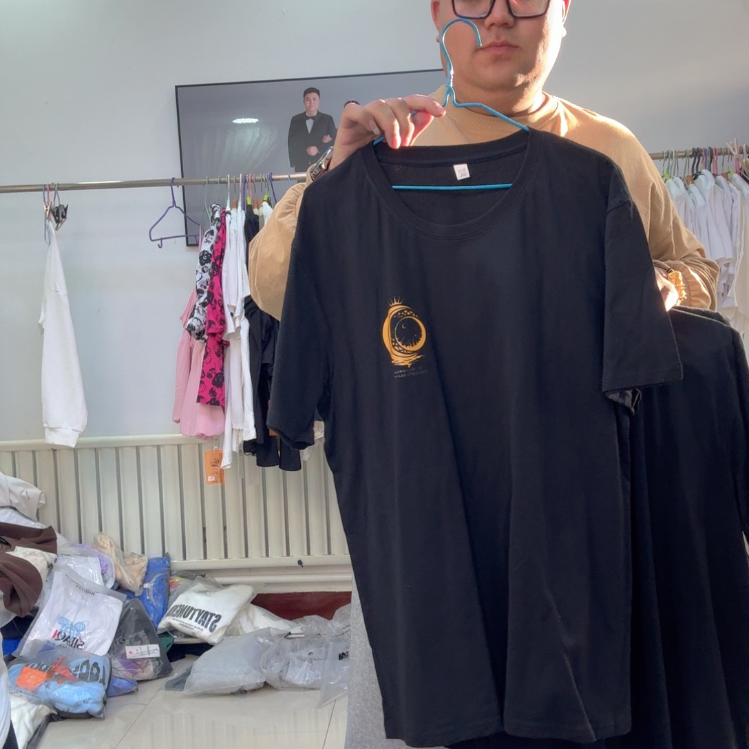 大码女装月亮半袖黑色