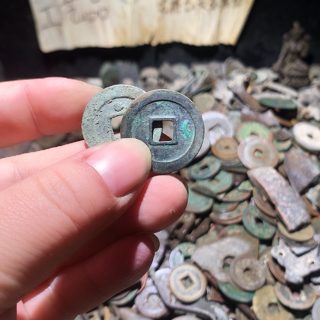 荒***张铜小杨小杨工艺品花钱