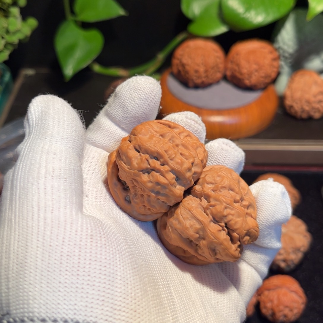 【闪购商品】文玩核桃把件无*哈摸头40