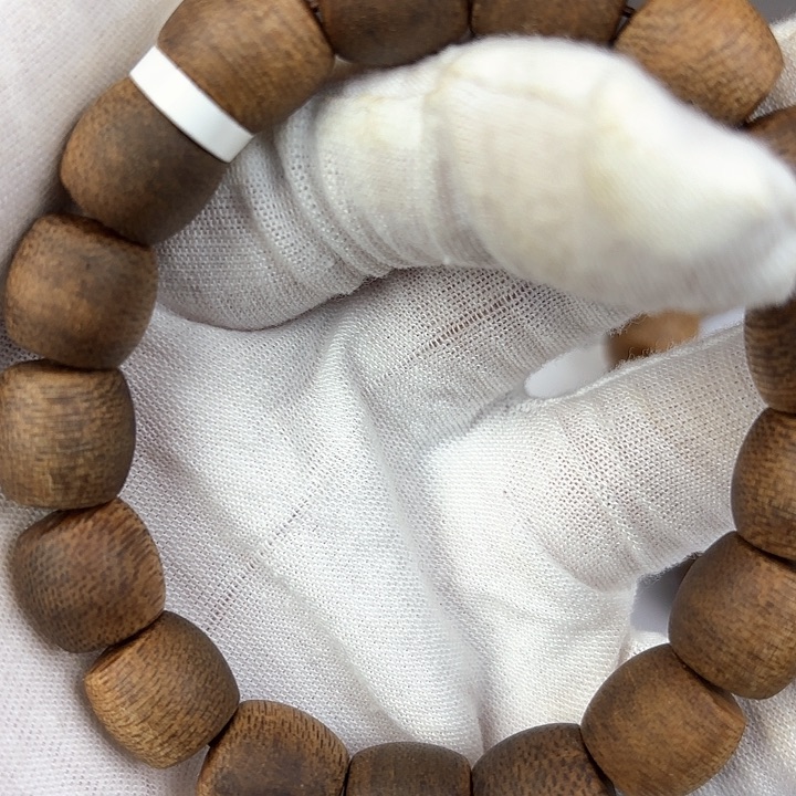 沉香手串芽庄1.2树心油