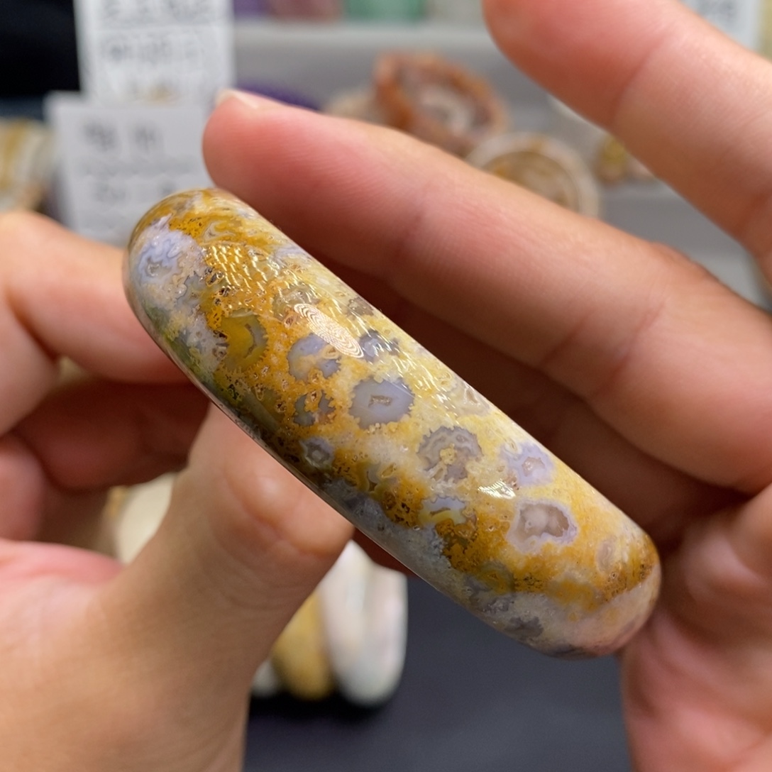 硅化玉未镶嵌手镯