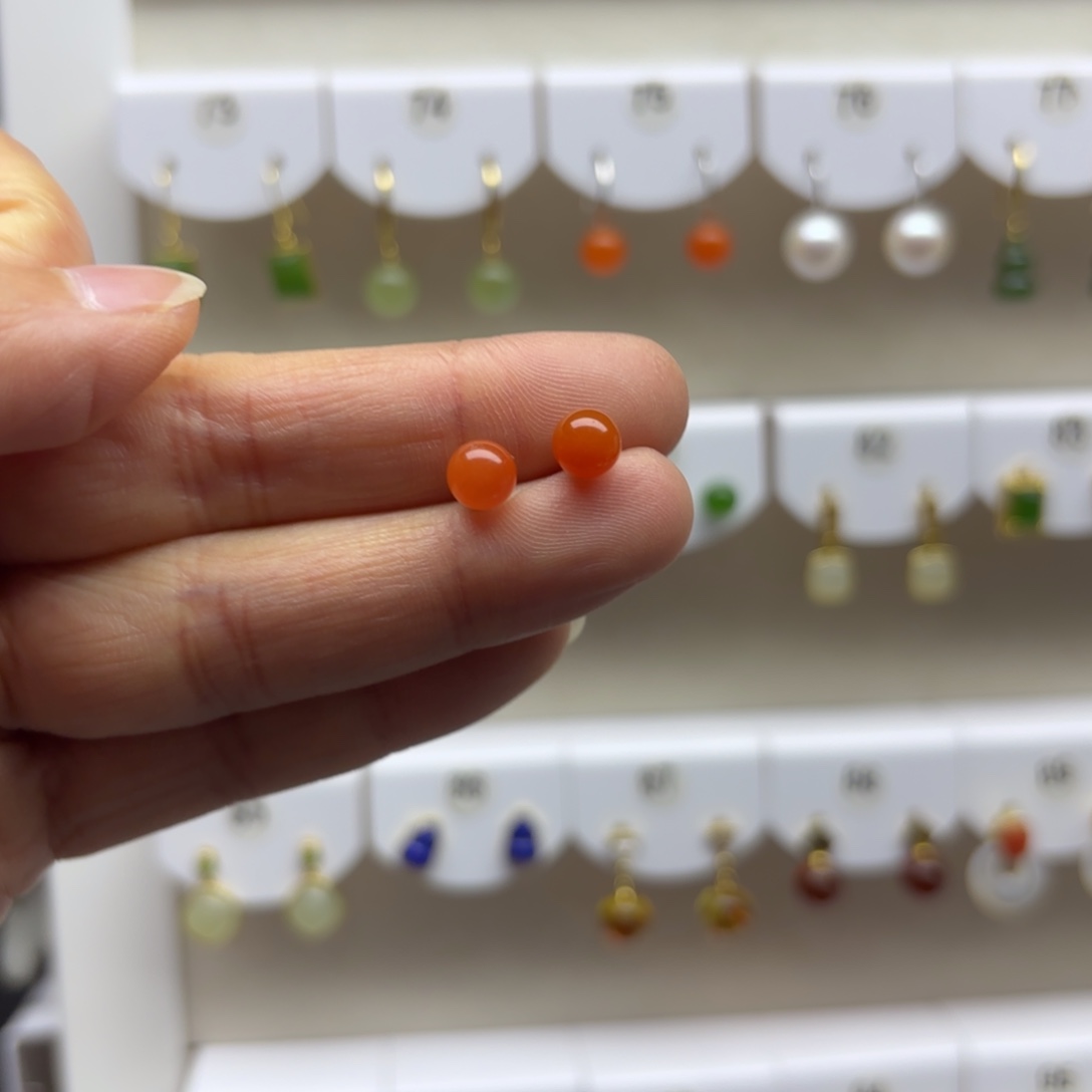 南红玛瑙银S925镶嵌耳饰6mm