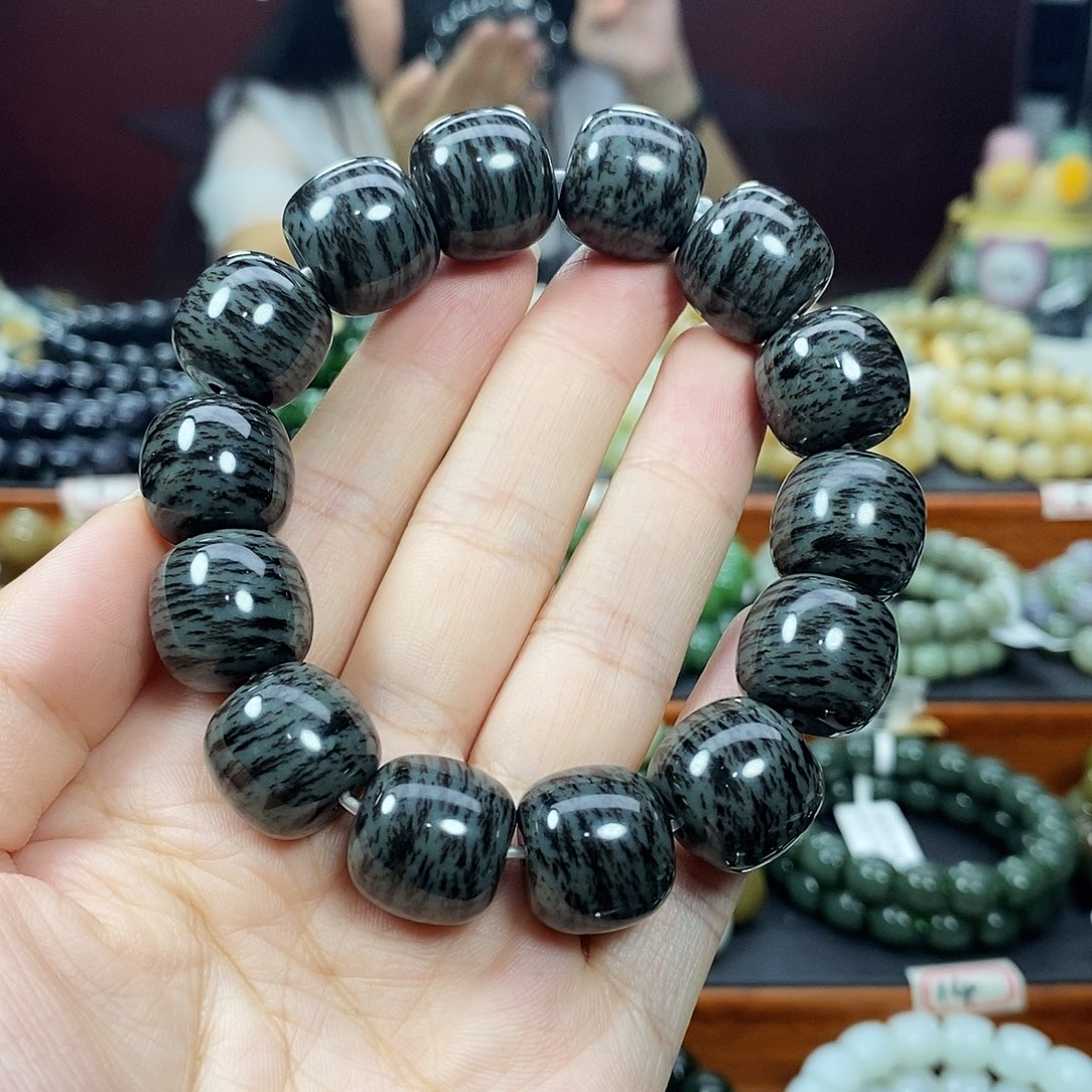 手链未镶嵌和田玉