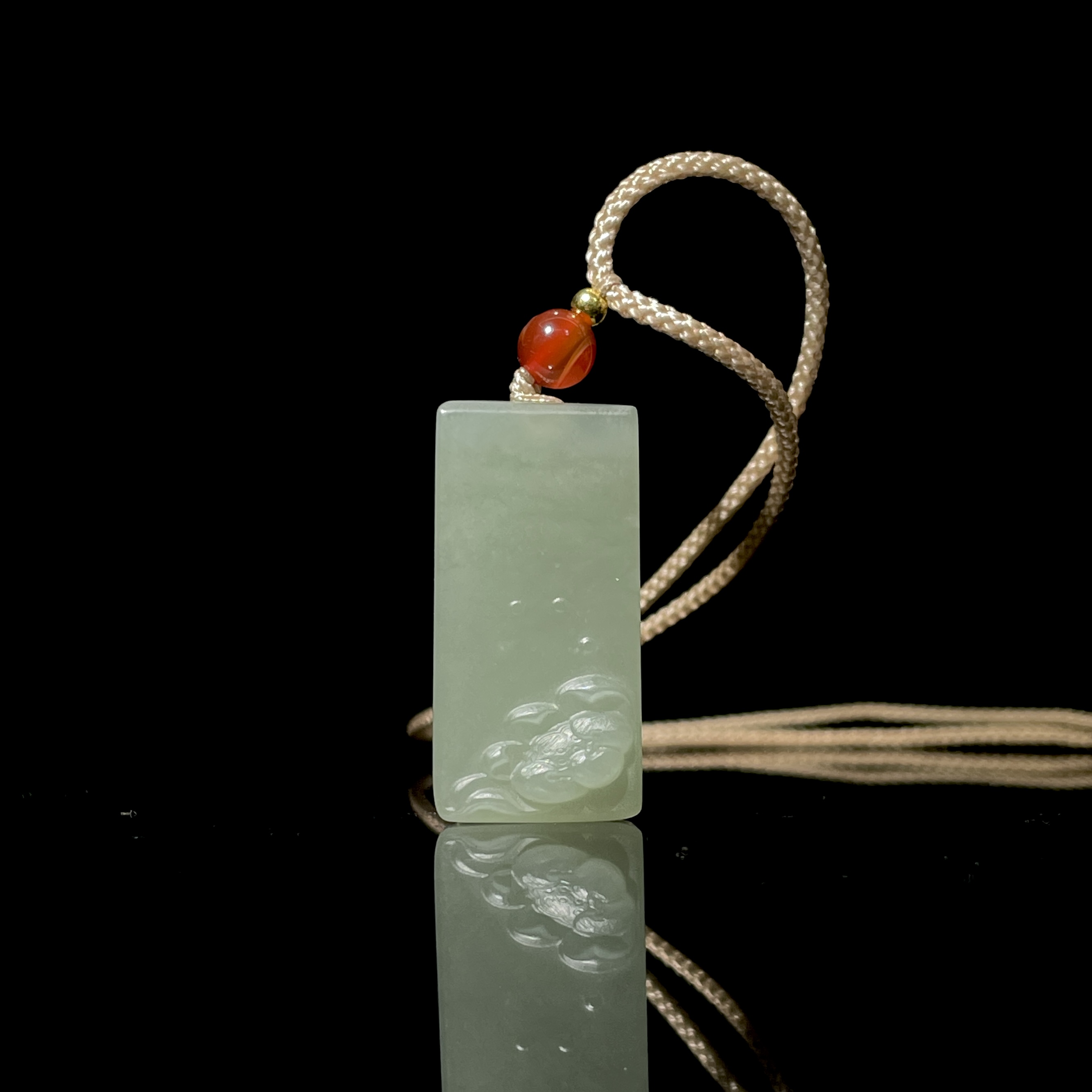 123102-一品清莲  和田玉