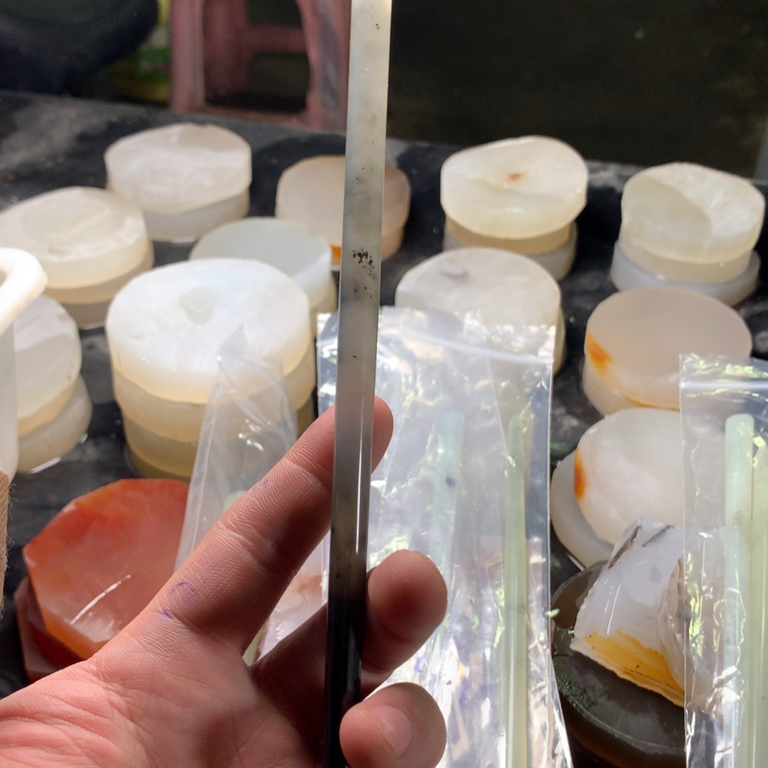 慕***卟蛇纹石玉未镶嵌发饰