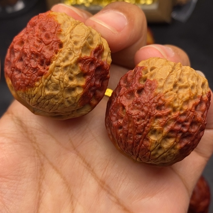 文玩核桃把件38尺牡丹绣球