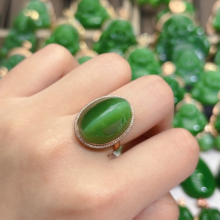 和田玉（碧玉）戒指18K金镶嵌