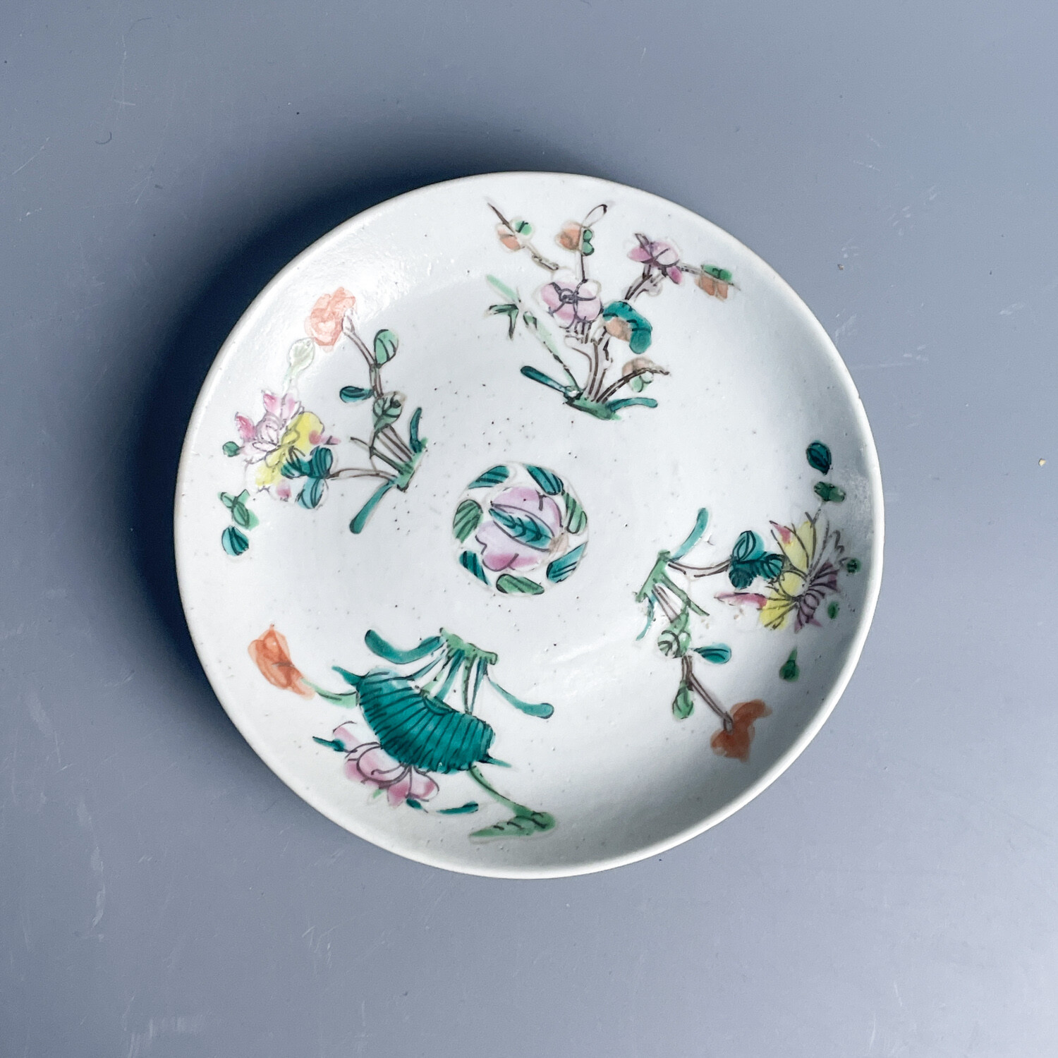 清光绪 粉彩折枝四季花卉纹小盘-M25LB003809